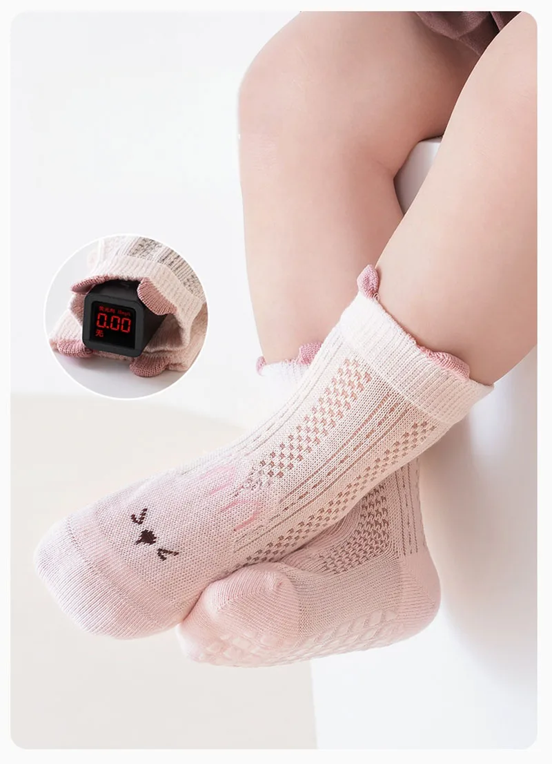 Calcetines de verano para niños malla con animales antideslizantes
