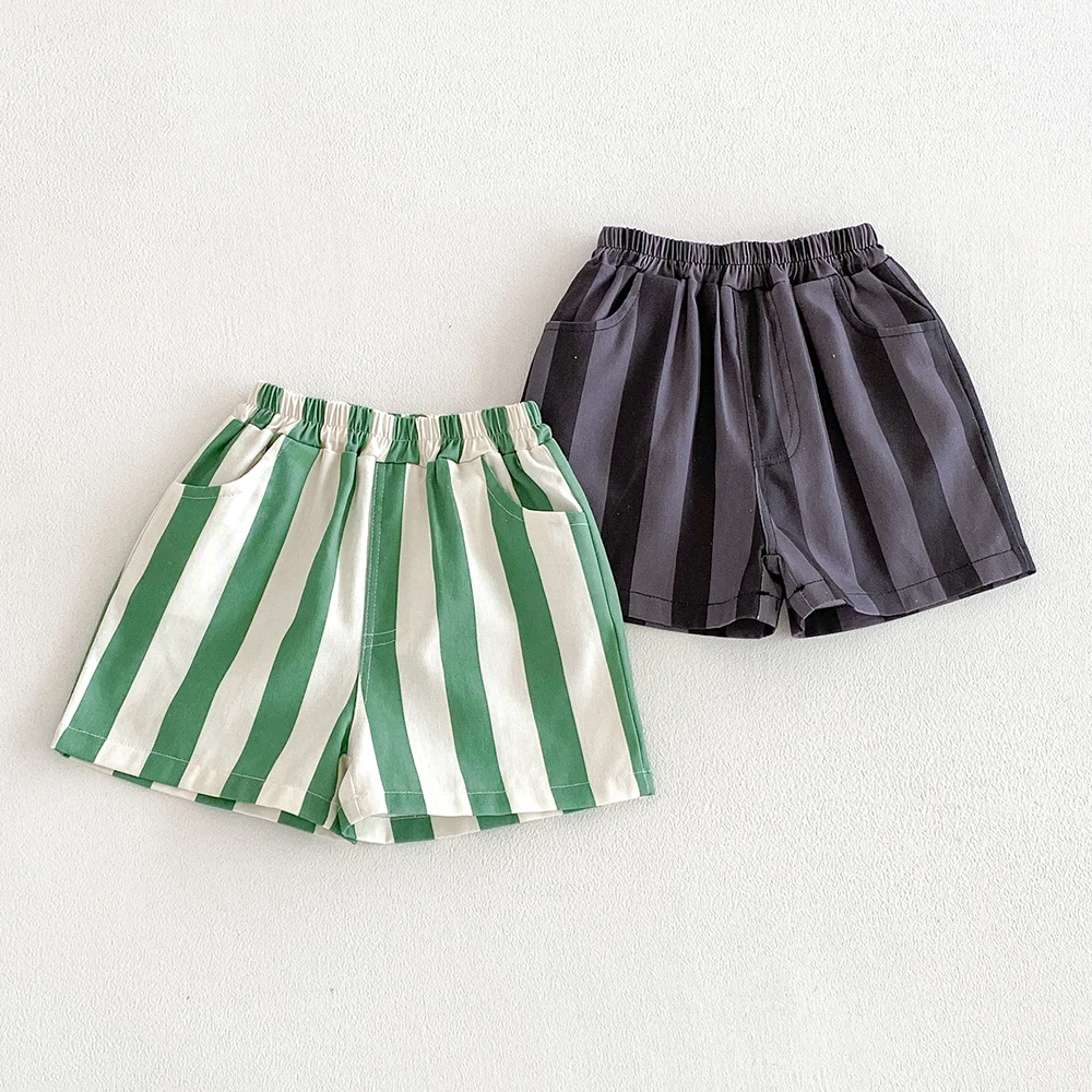 Pantalones cortos de rayas transpirables en algodón con bolsillos