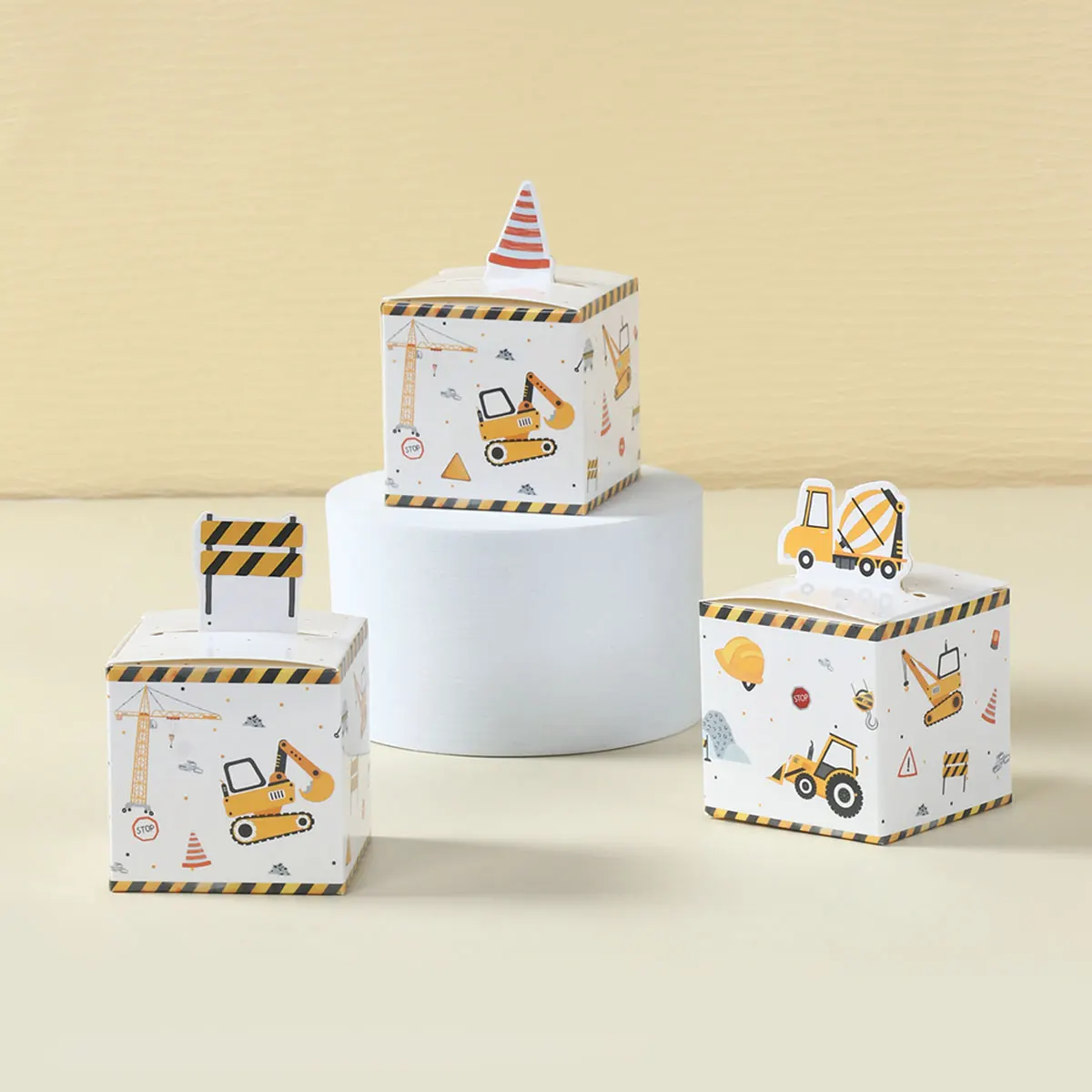 Bolsas de golosinas para fiesta temática de construcción