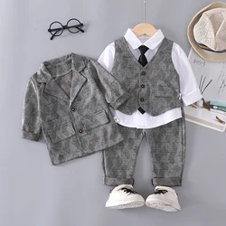 Conjunto niño otoño: abrigo, chaleco, camisa y pantalón