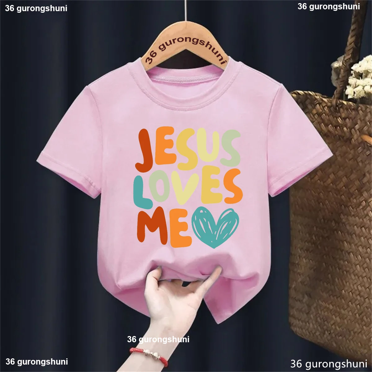 Camiseta infantil Jesús me ama – Estilo kawaii para niños y niñas - imagen 5