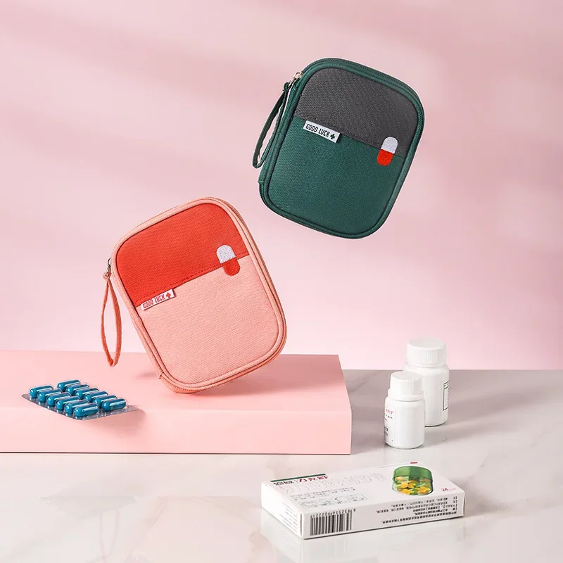 Bolsa de primeros auxilios impermeable para viajes y hogar - imagen 2