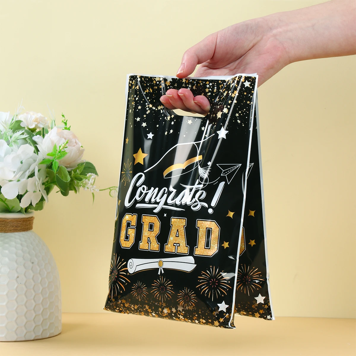 Bolsas de recuerdo de graduación de plástico desechables - imagen 5