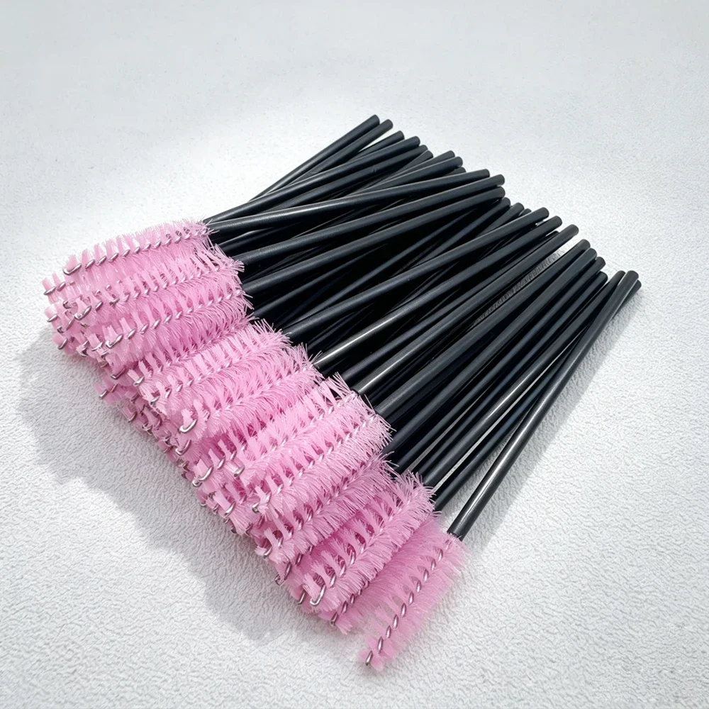Aplicador flexible para cejas y pestañas