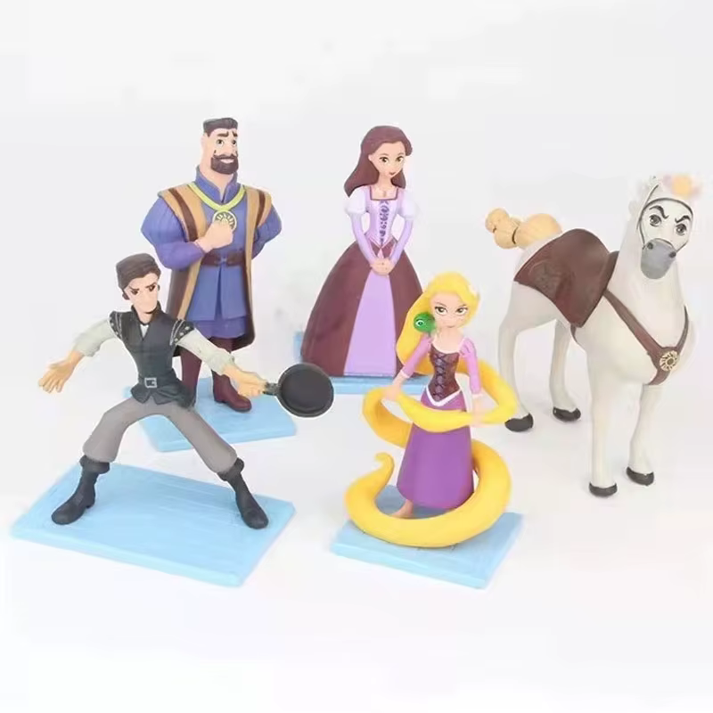 Figura de Rapunzel mostrando su vestido y trenza