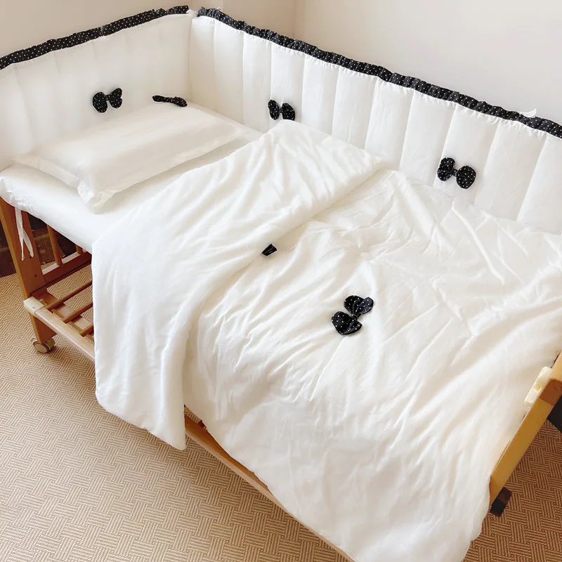 Juego de cama bebé con protector de cuna de algodón estilo coreano