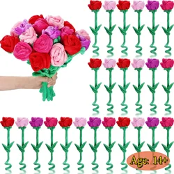 Rosa de peluche con tallo flexible, suave y esponjosa
