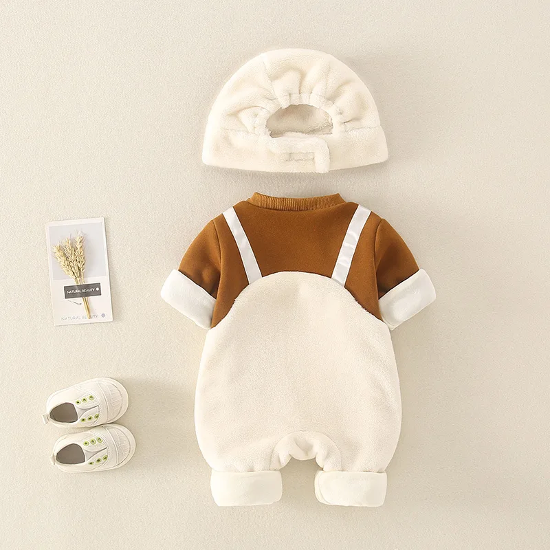 Última vista del conjunto de bebé estilo coreano