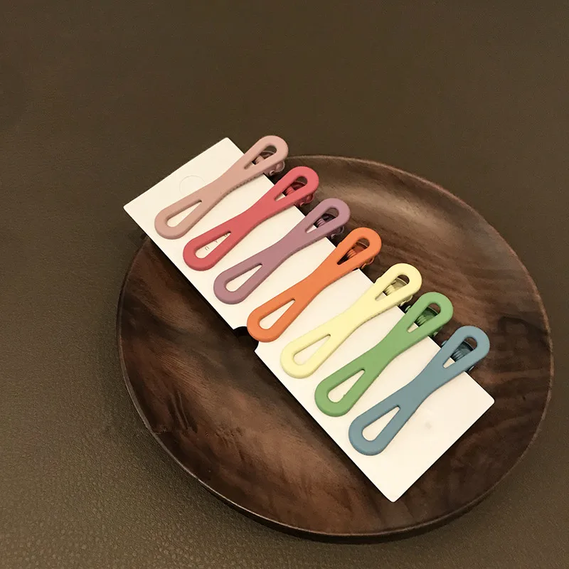 Pinzas geométricas para el pelo de niñas y bebés con acabado suave - imagen 2