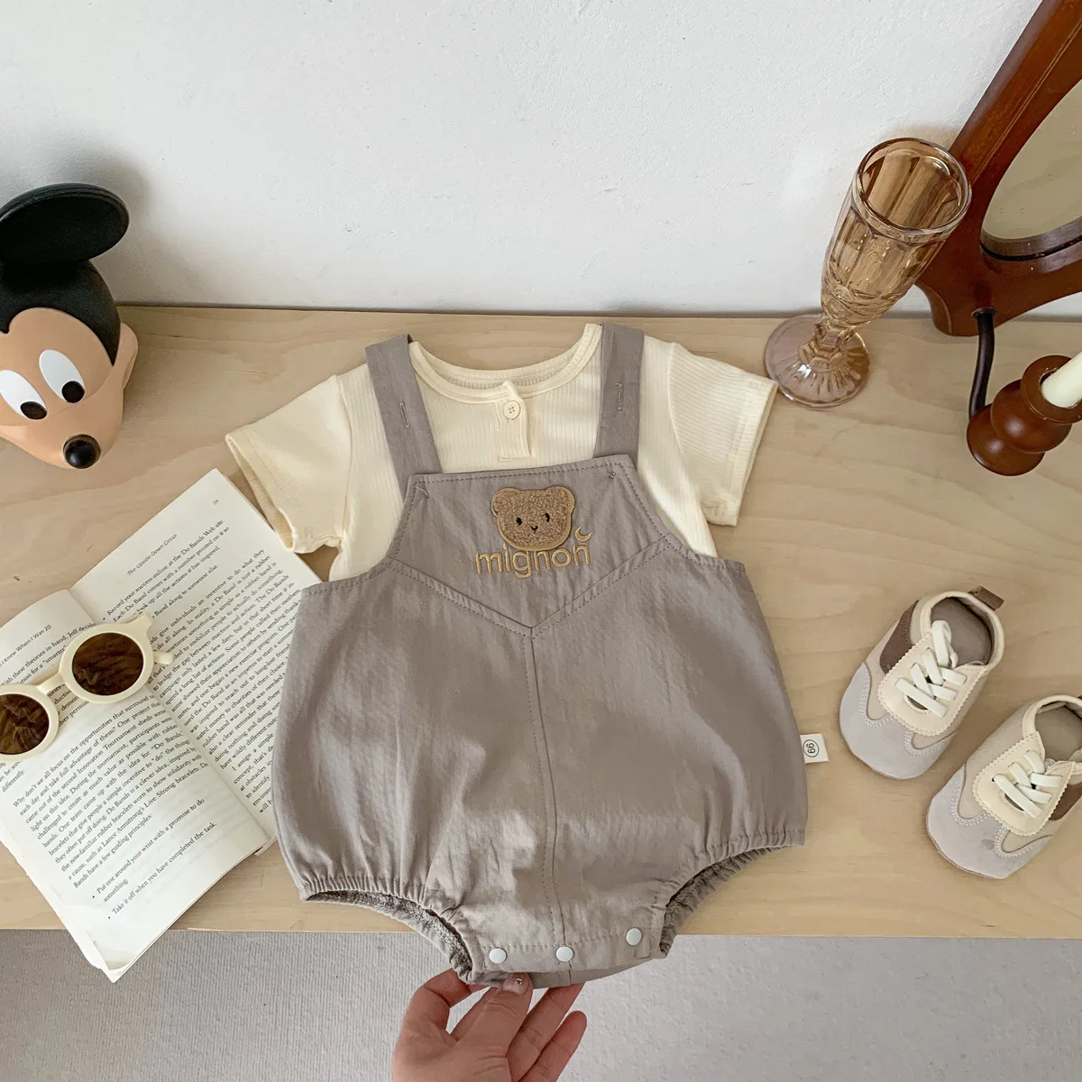Conjunto de overol jersey para bebé con oso y camiseta - imagen 5