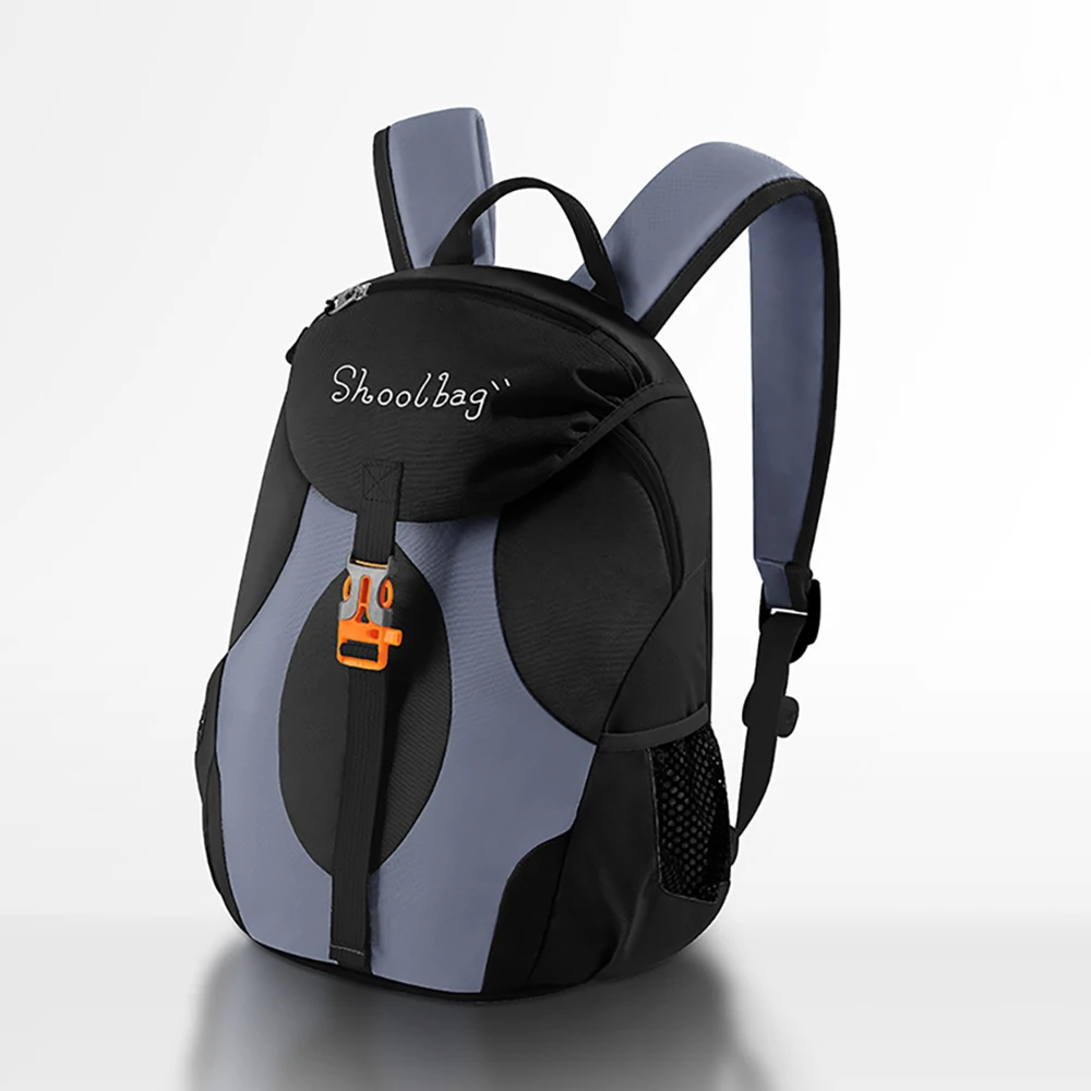 Mochila infantil de rayas coloridas en nailon resistente - imagen 2