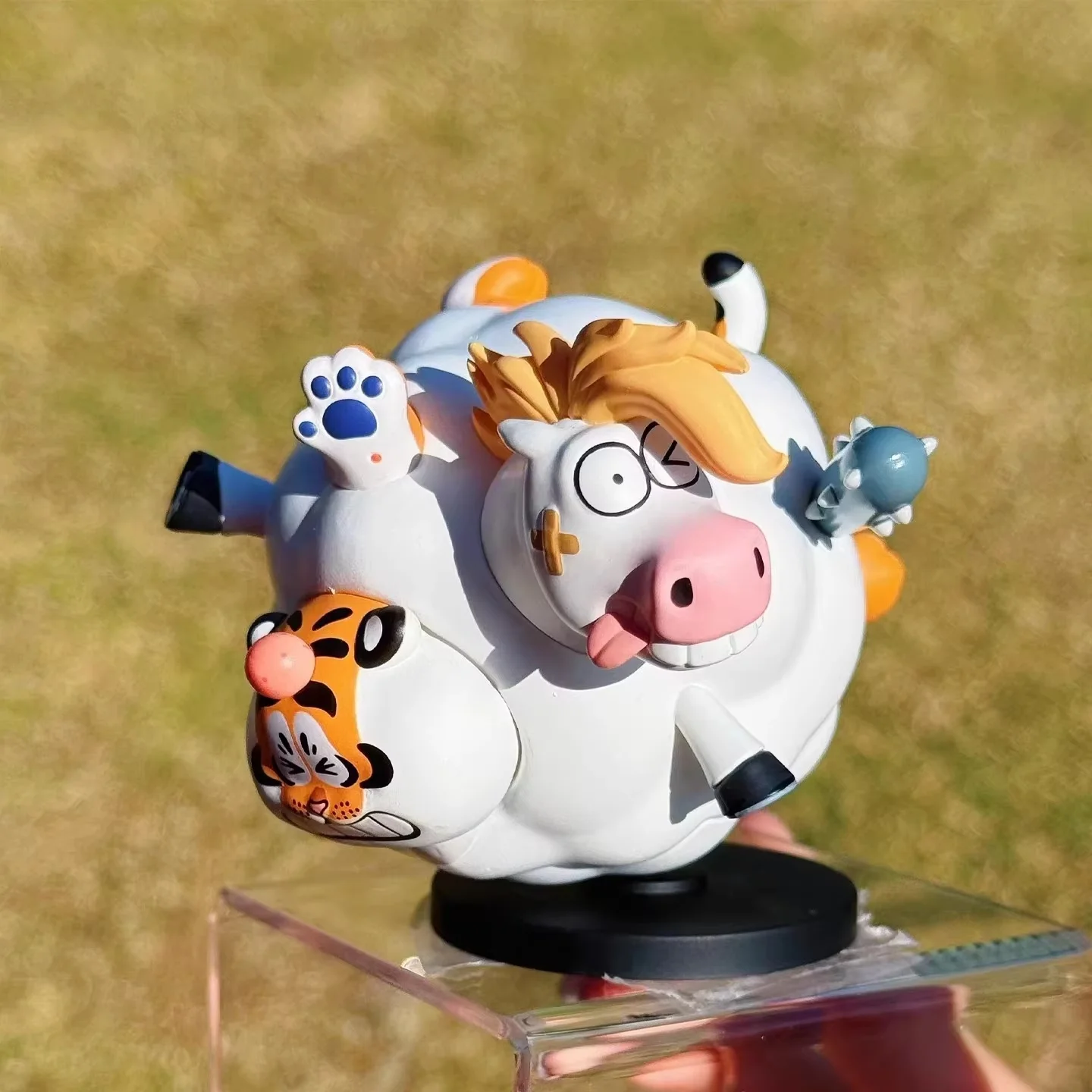 Funism Caja sorpresa misteriosa con figura de acción para niños - imagen 3
