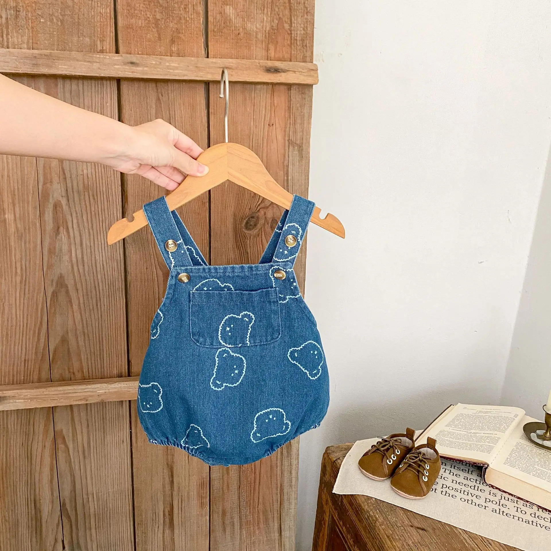 Detalle del estampado de oso
