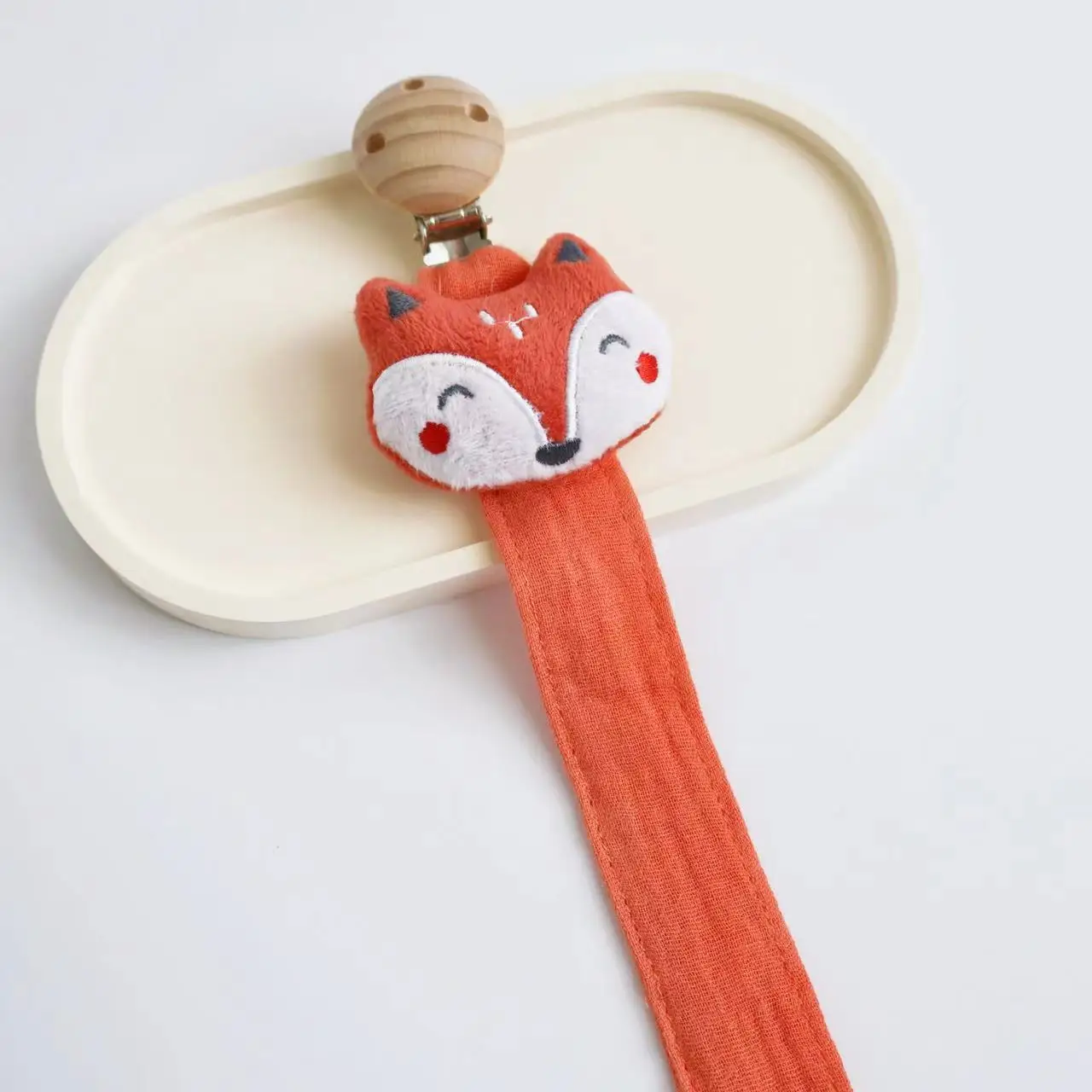 Cadena para chupete de madera con motivos animales - imagen 4