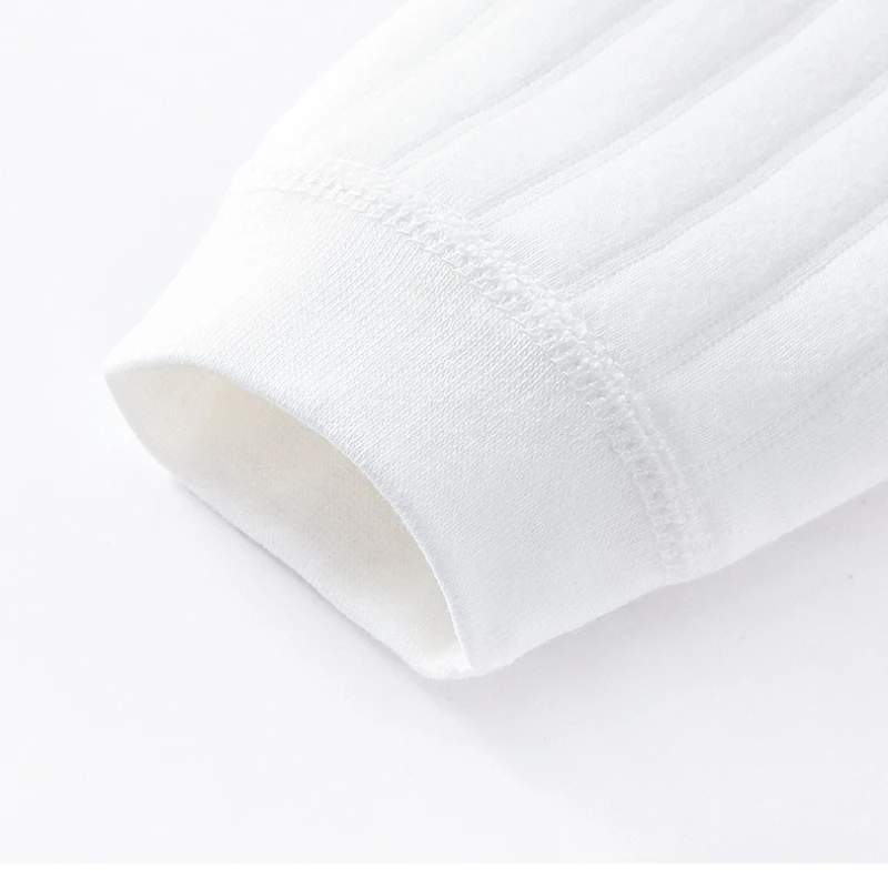 Ropa de bebé cálida para el día a día