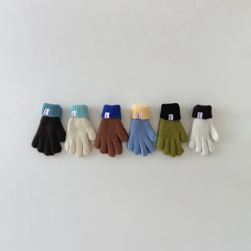 Guantes táctiles de punto para niños - Calidez y moda infantil