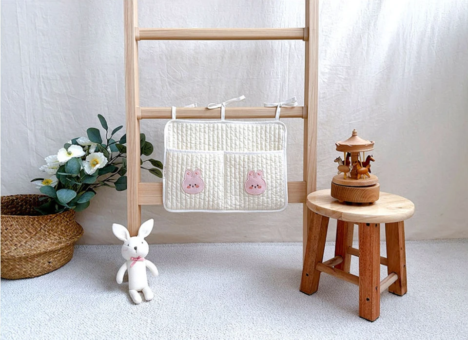 Diseño infantil con conejo/osito