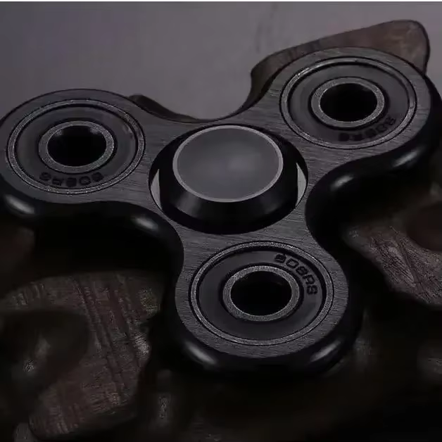 Spinner de aluminio para niños – Juguete sensorial antiestrés - imagen 2