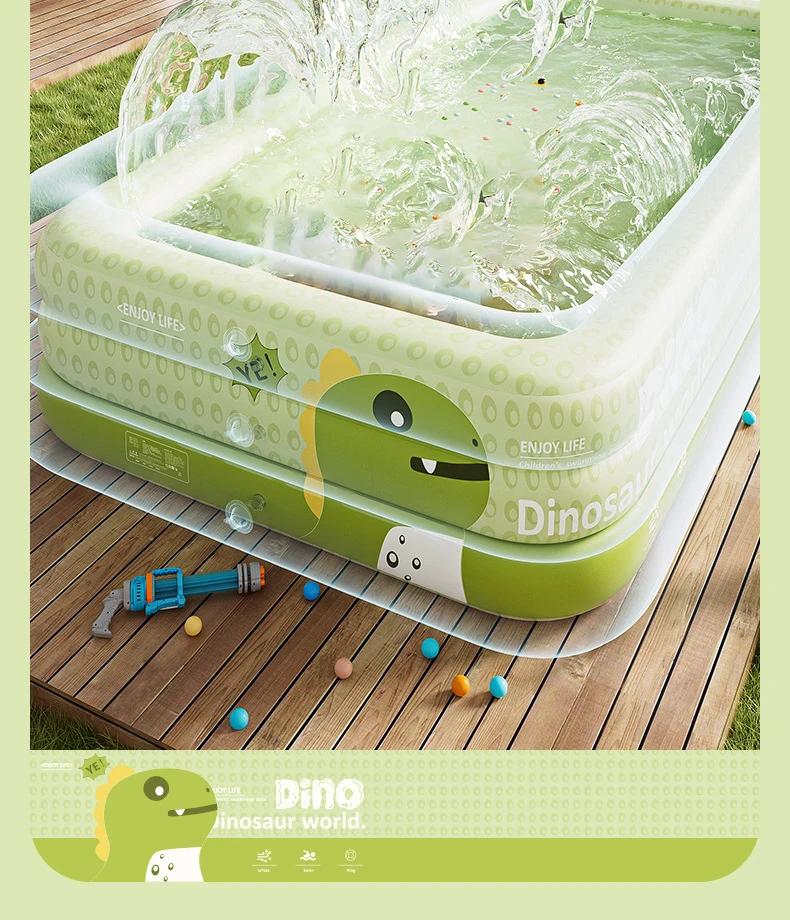 Piscina inflable en uso con familia