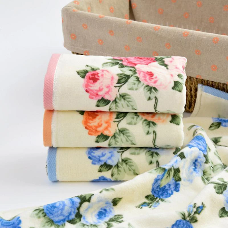 Toallas suaves con estampado de flores de peonía en tonos rosa y azul