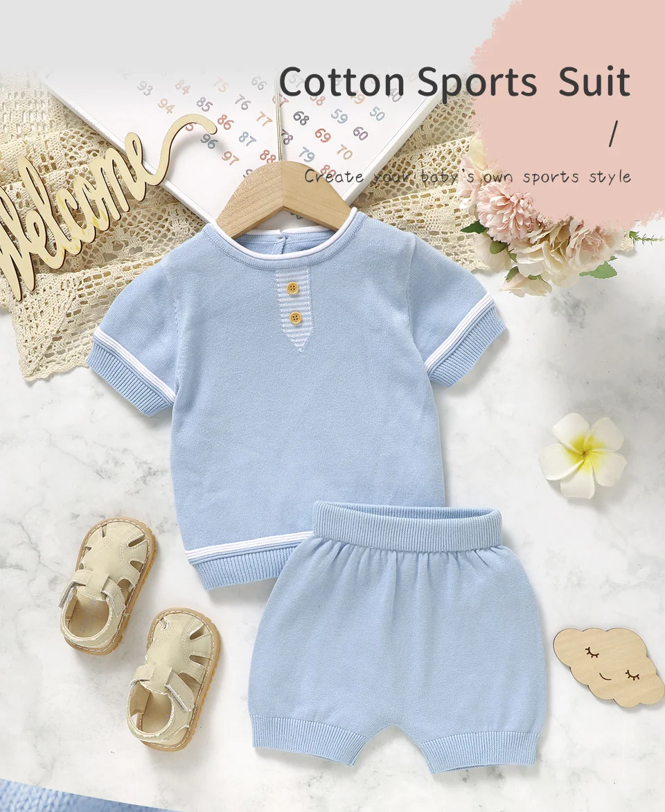 Conjunto bebé camiseta y pantalón corto blanco