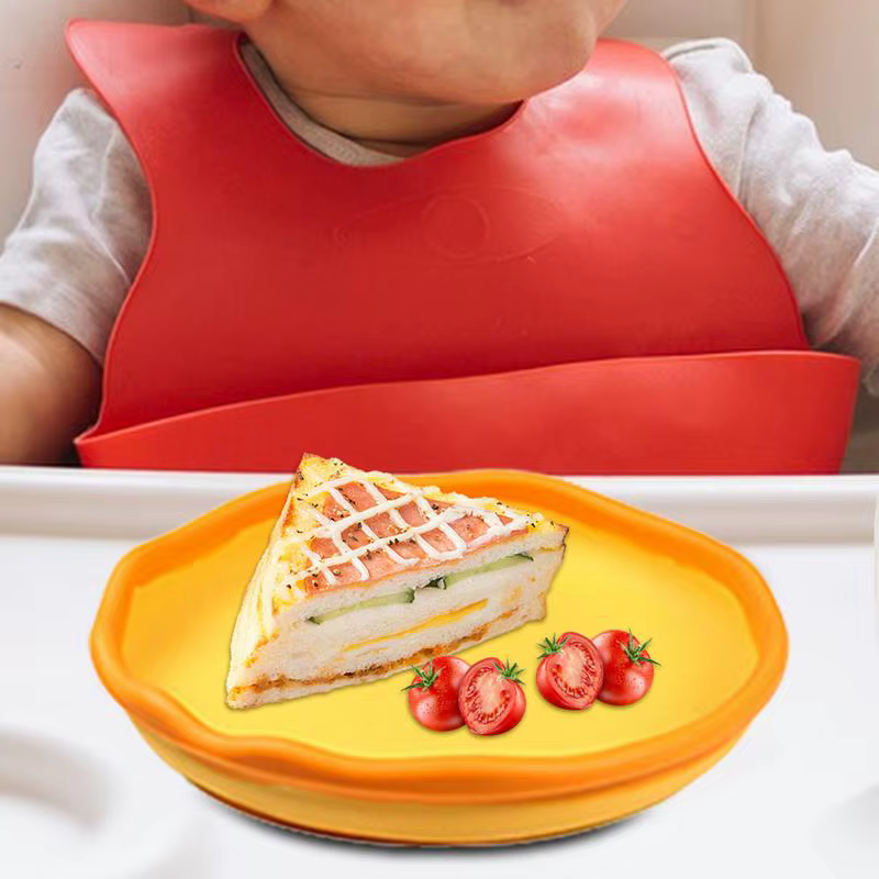 Set de alimentación de silicona para bebé con plato y cuenco - imagen 3