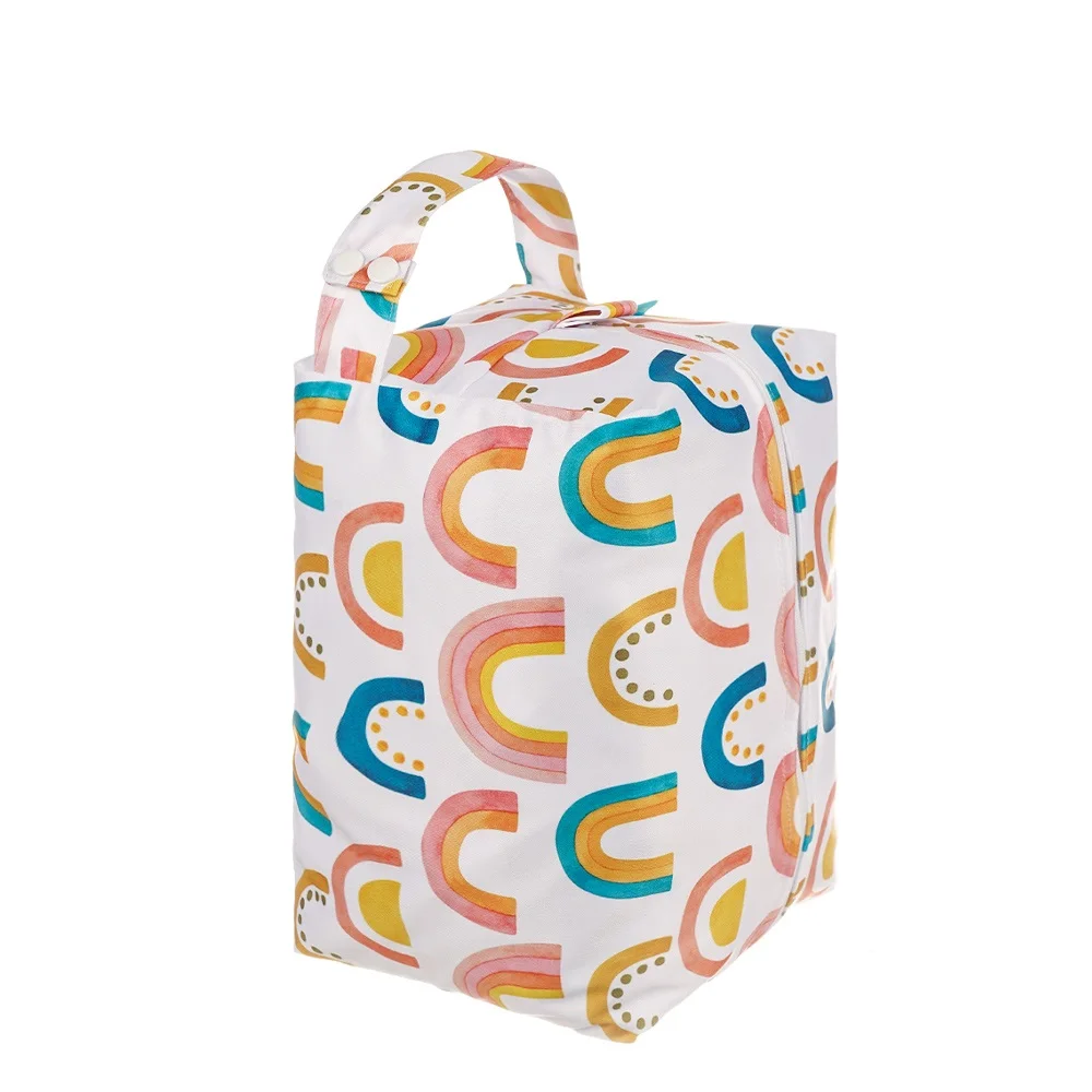 Bolsa húmeda impermeable para bebé – Diseño reversible para viaje - imagen 4