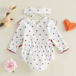 Conjunto San Valentín con corazones para niña