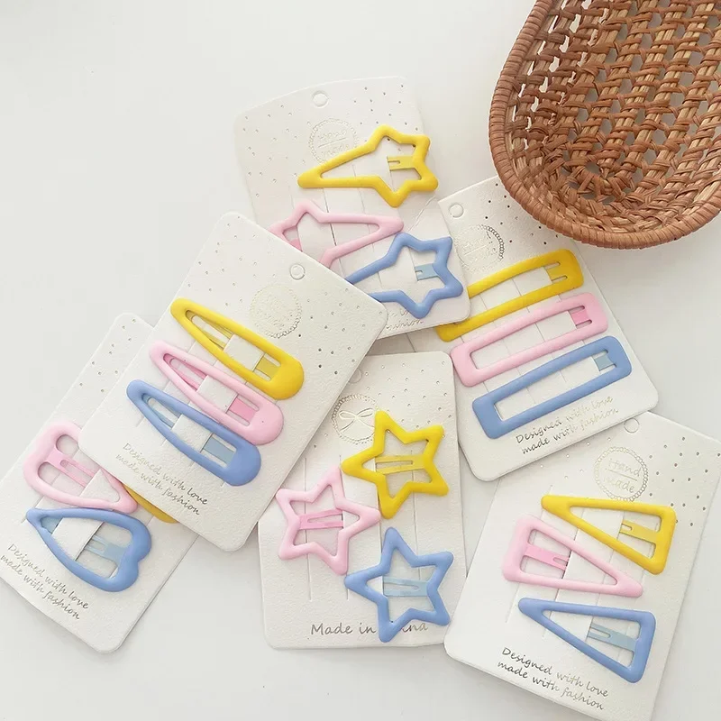 Pinzas y horquillas de colores para el pelo de niña - imagen 4