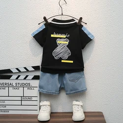Conjunto bebé verano: camiseta y pantalón corto cómodo y práctico