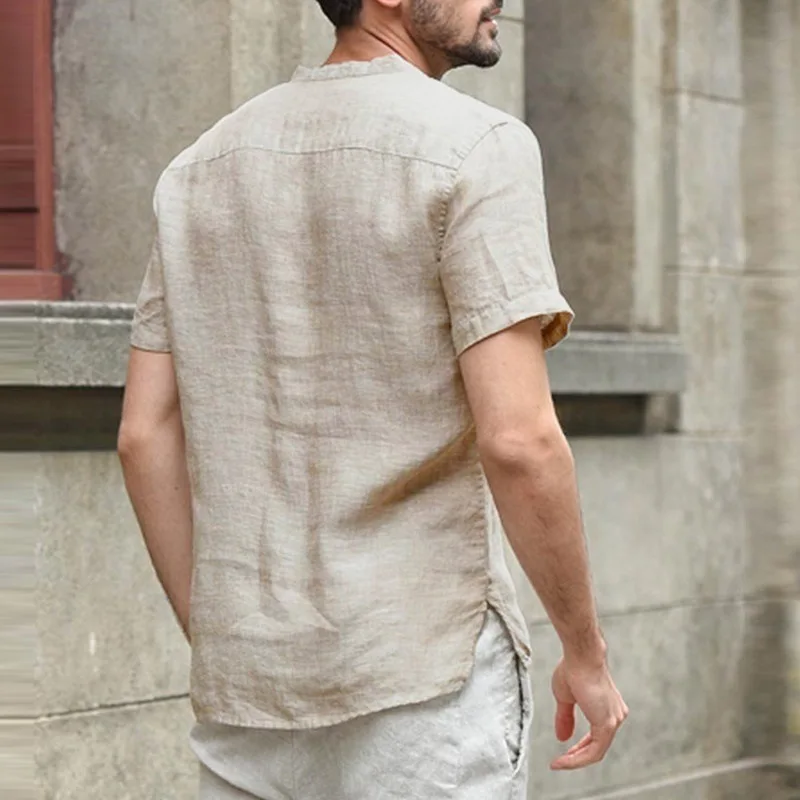 Vista de la camisa y caída del tejido en uso