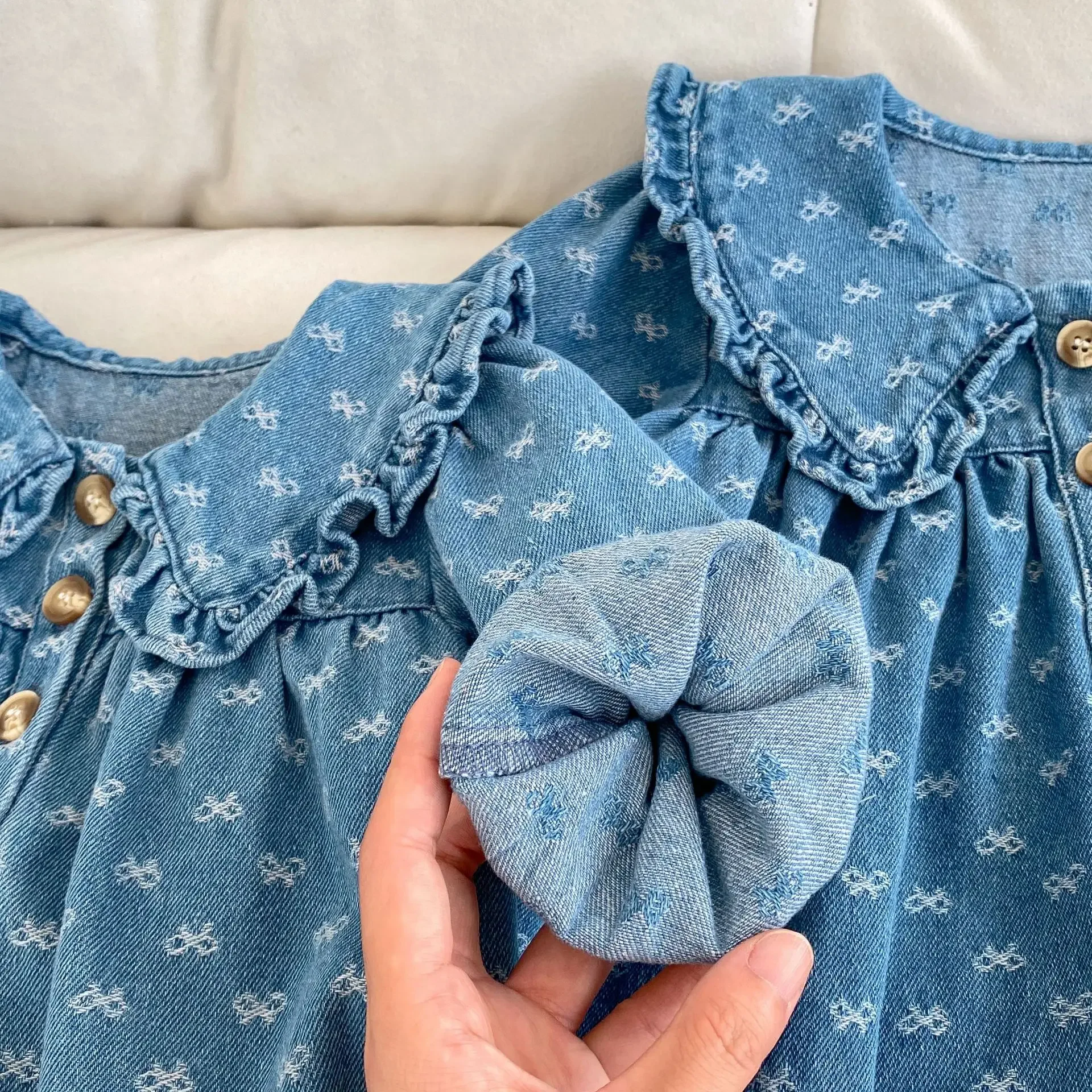 Vestido de mezclilla vintage con lazo y mono a juego para bebé niña - imagen 5
