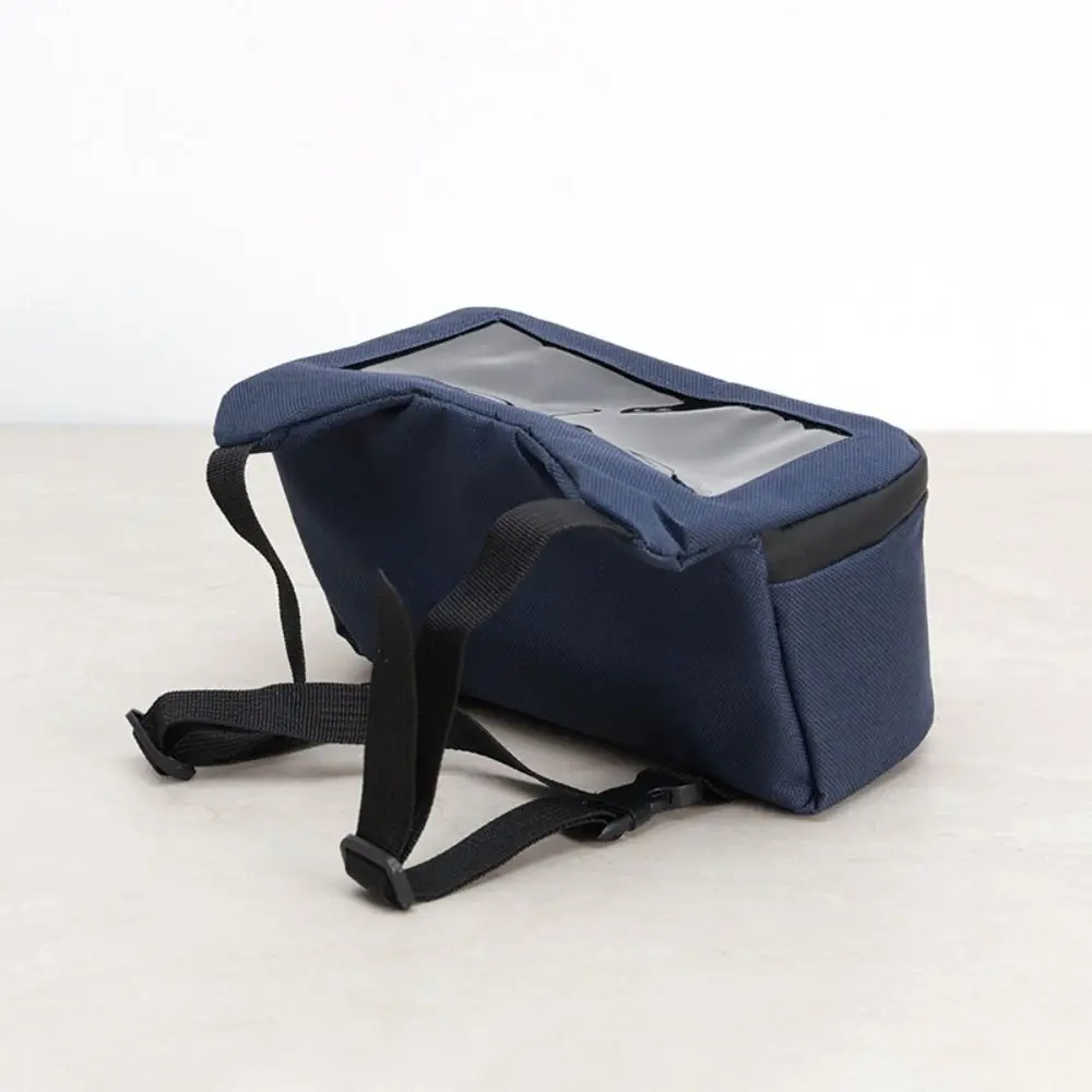 Bolsa verde montada en scooter eléctrico