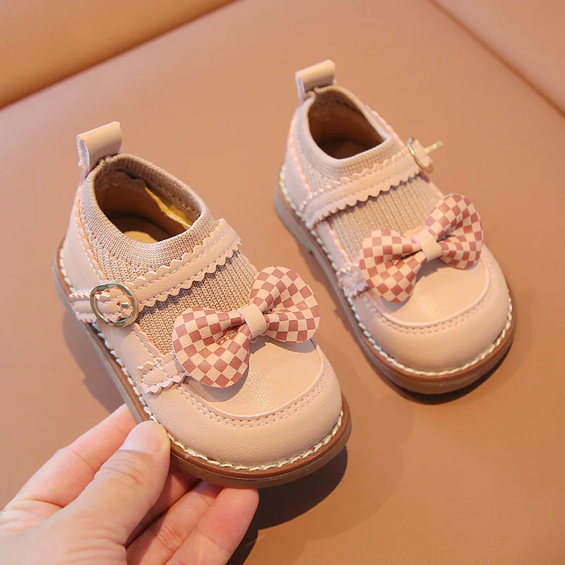 Zapatos de niña en cuero con lazo – planos estilo princesa dulce - imagen 5