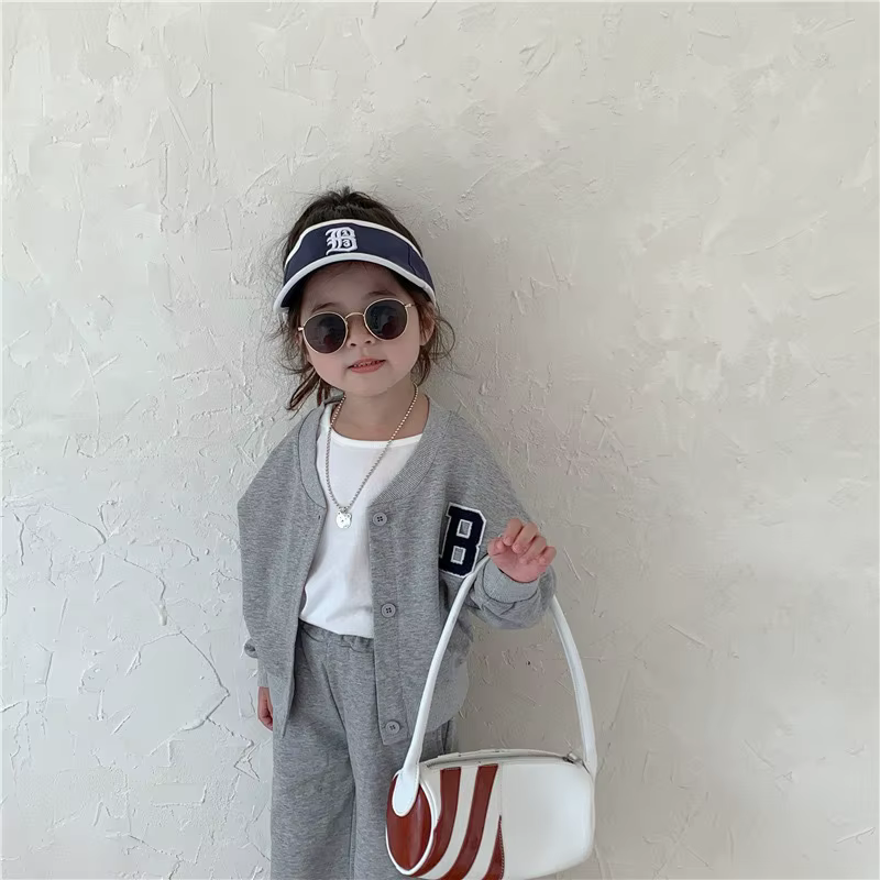 Conjunto deportivo niña blusa manga larga y pantalón cómodo