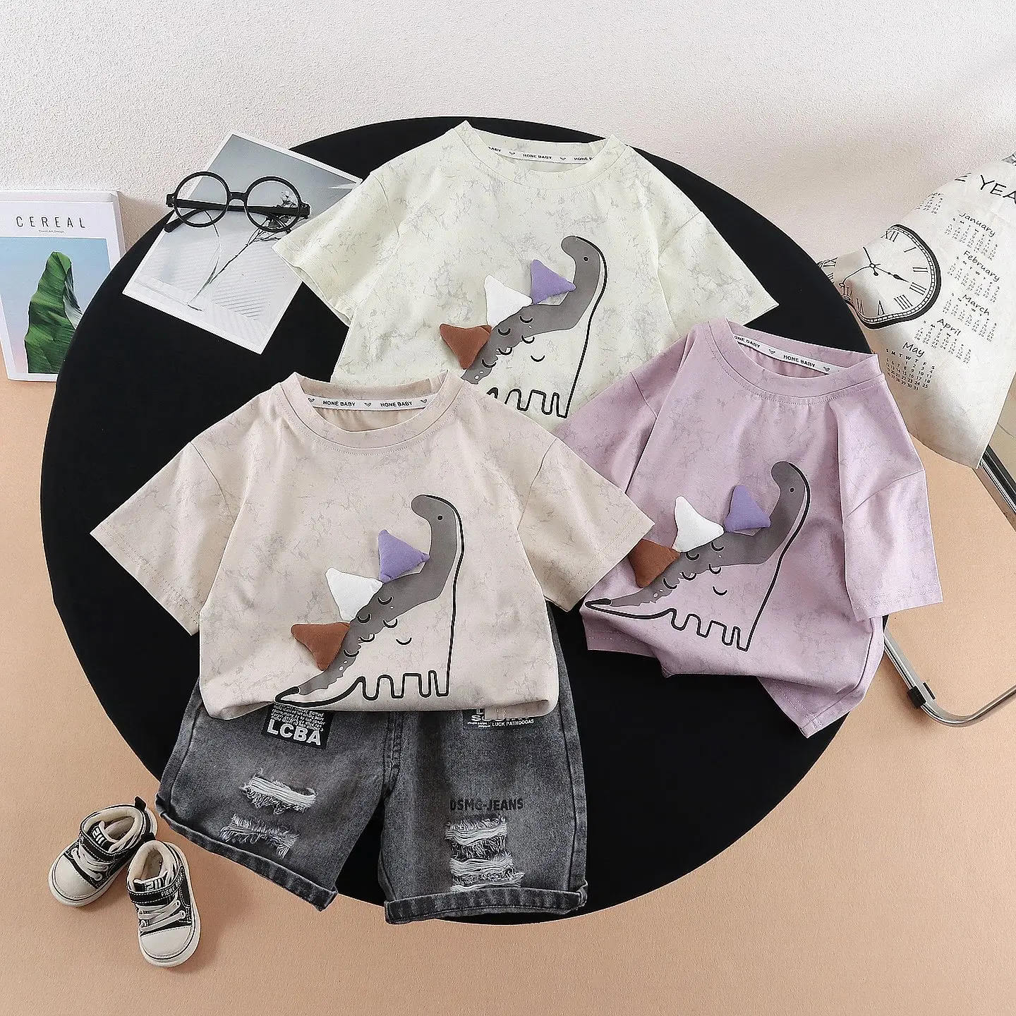 Pantalones cortos a juego en estilo casual