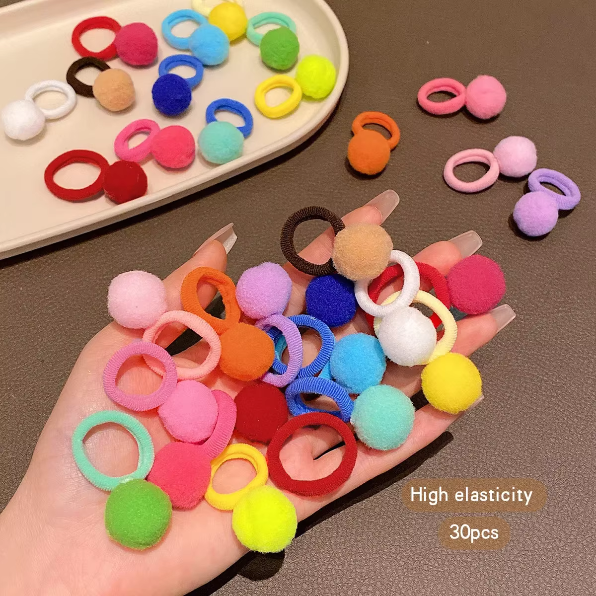 Accesorios para el cabello en distintos colores