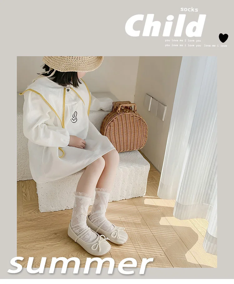 Calcetines de pantorrilla blancos con encaje floral y volantes