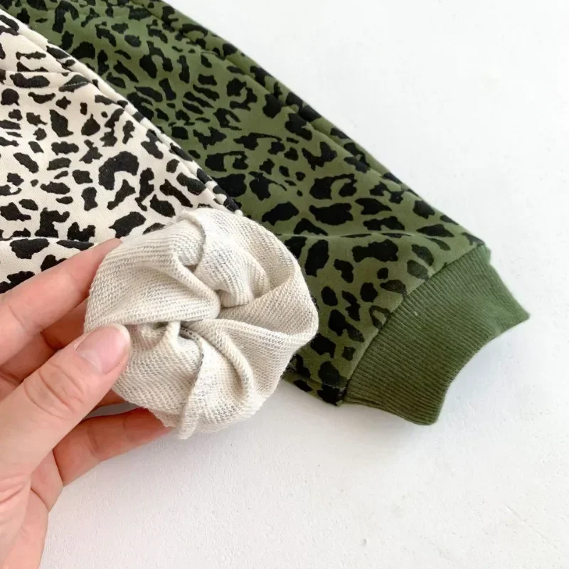 Conjunto de otoño con estampado leopardo para bebé y niña completo