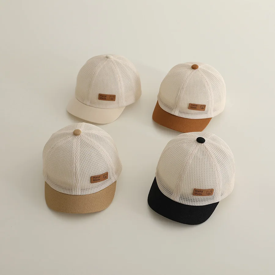 Gorra bebé para el sol en algodón con diseño de oso - imagen 3