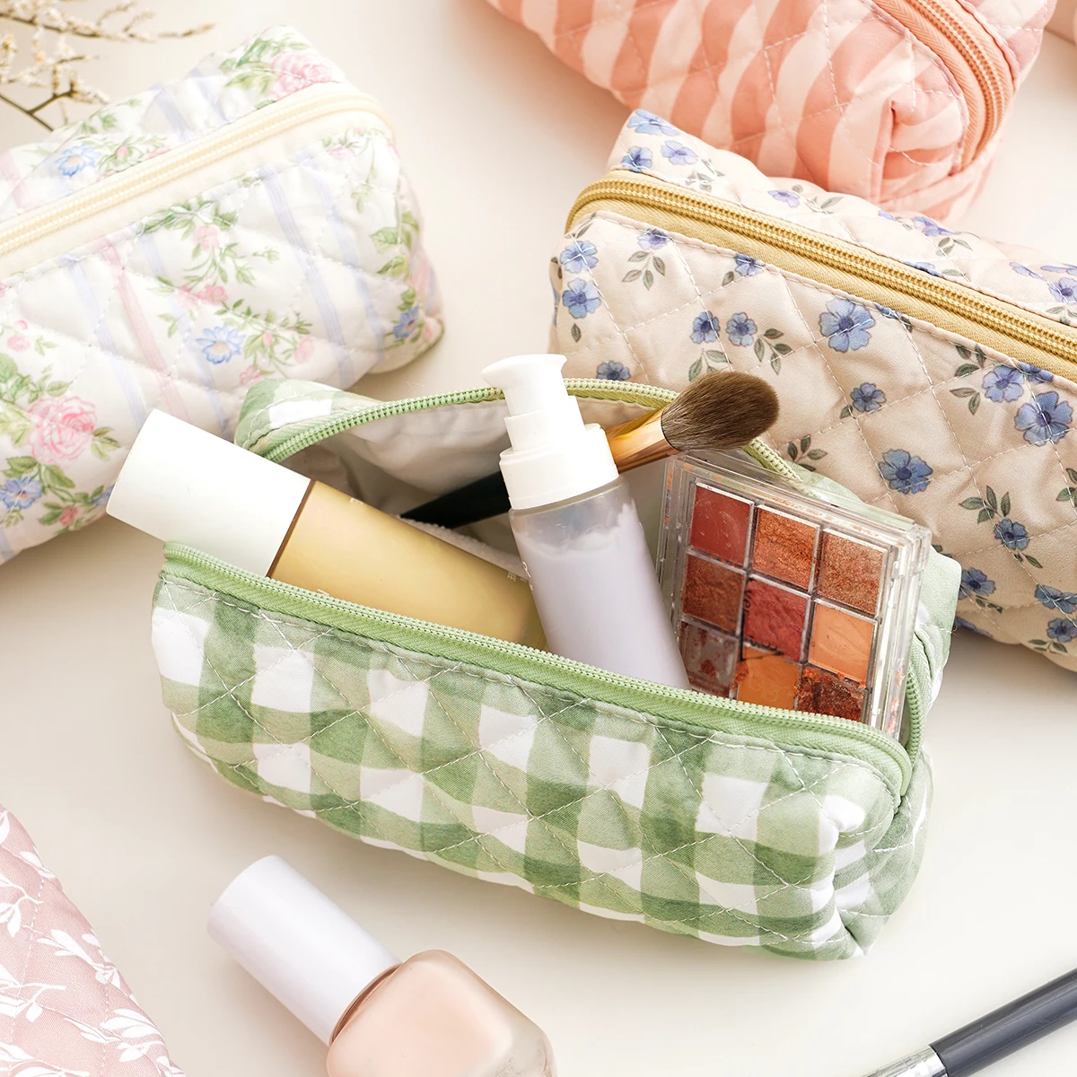 Elinfant bolsa de maquillaje acolchada floral para viaje organizadora
