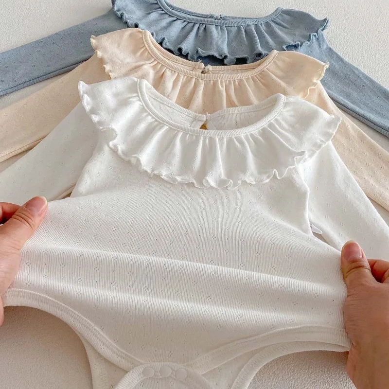 Mono recién nacido de algodón suave para niña con cuello pequeño - imagen 5
