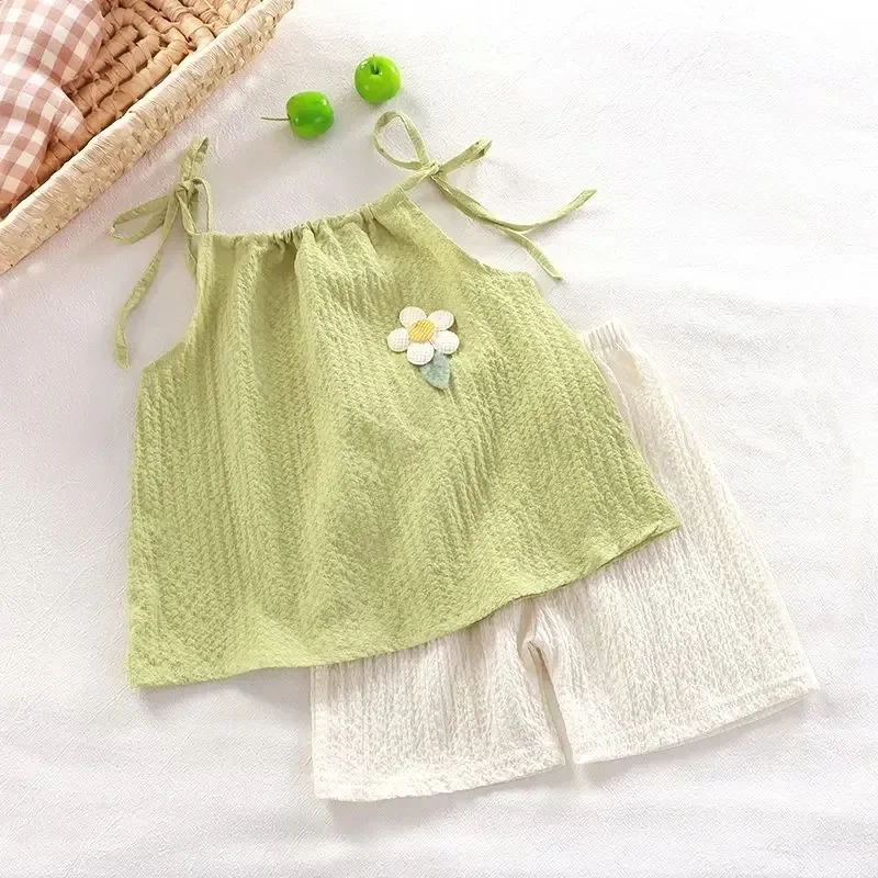 Conjunto de verano para niña chaleco floral y shorts - imagen 4