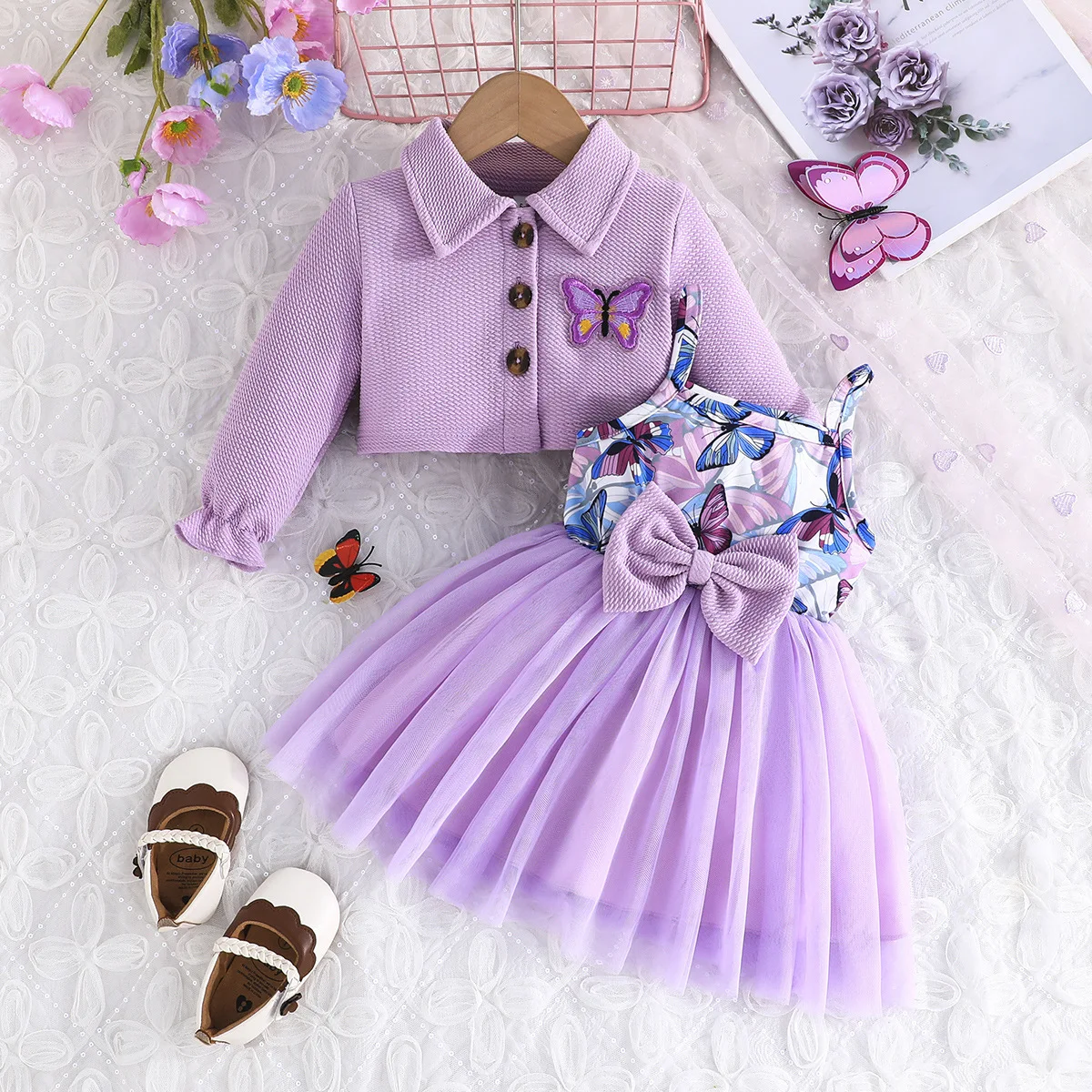 Conjunto bebé primavera: abrigo mariposa + vestido con lazo - imagen 2