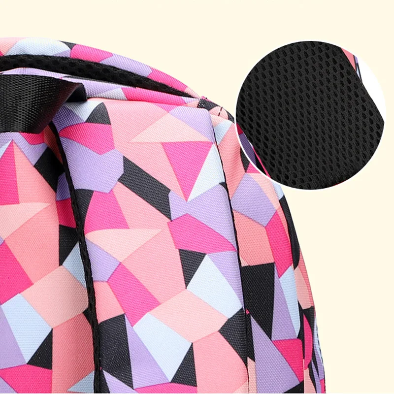 Mochila escolar geométrica para niños - Pack de 3 colores vivos - imagen 2