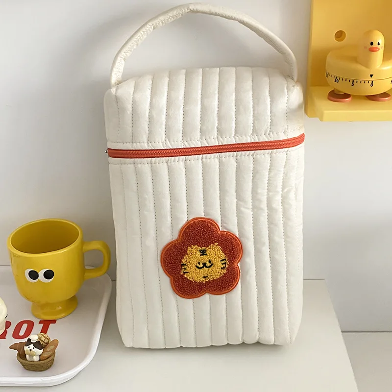 Bolsa de pañales beige con ositos - organizador práctico para mamá - imagen 2