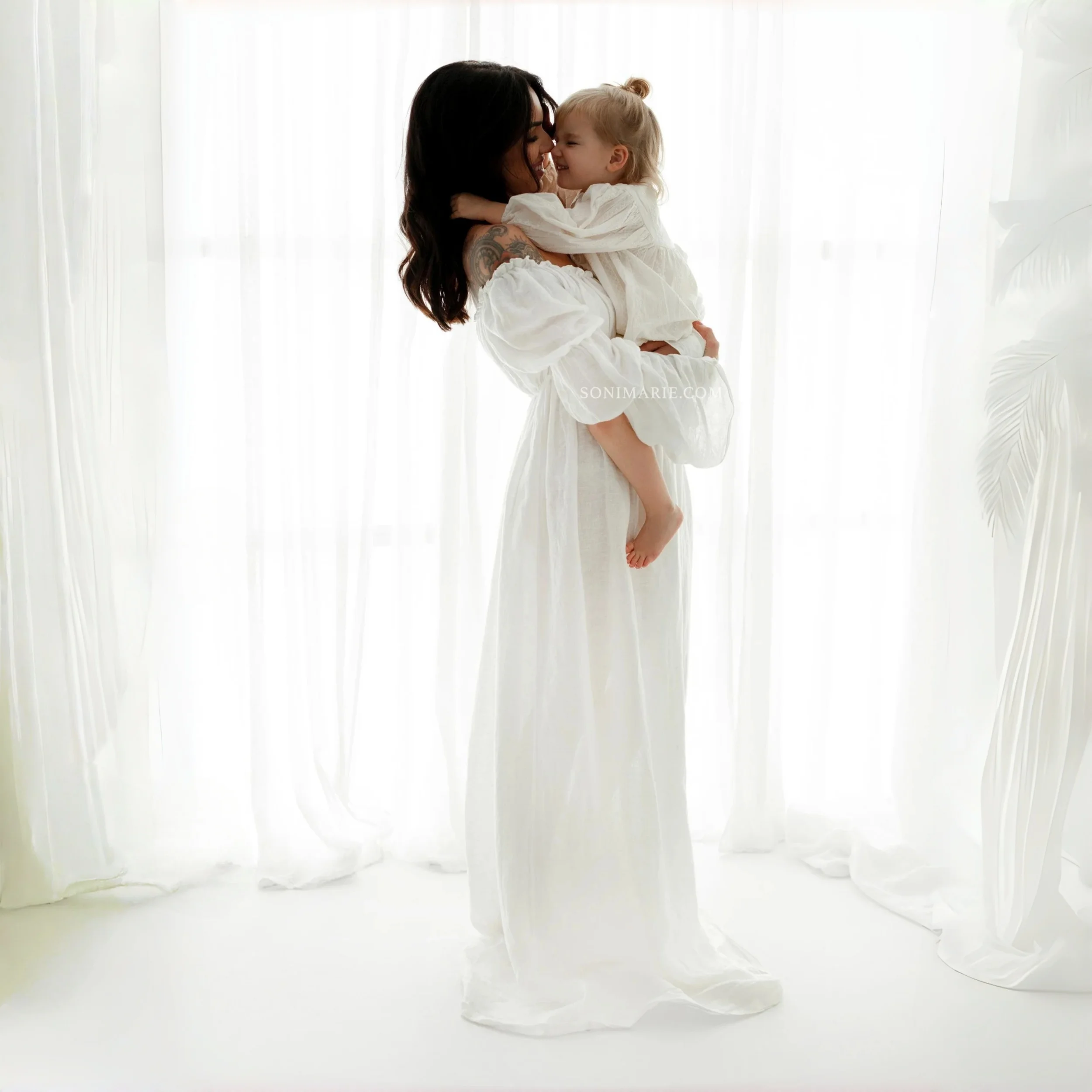Vestido de maternidad de algodón blanco para sesión de fotos
