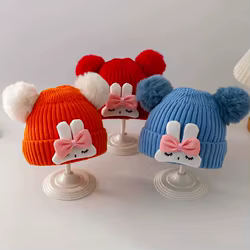 Gorro de punto con pomponas para niños – Calentito con conejito