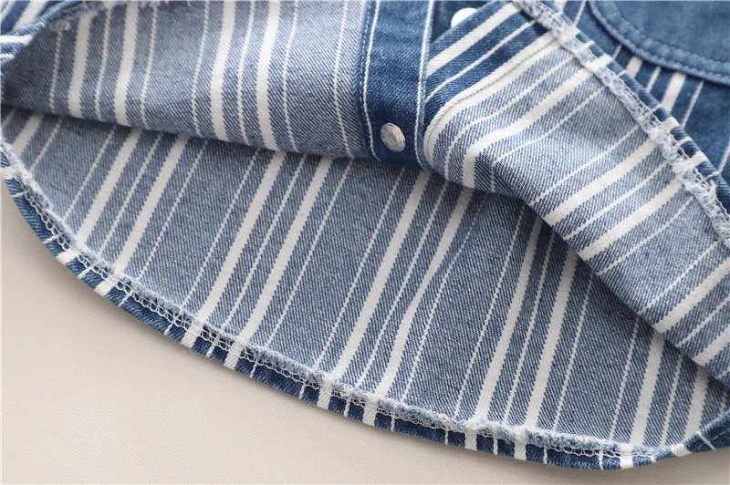 Conjunto infantil en color azul para niña