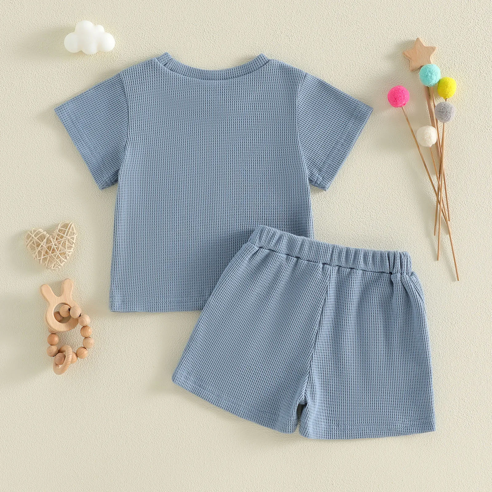 Conjunto pantalones cortos niño con camiseta manga corta estampada - imagen 3